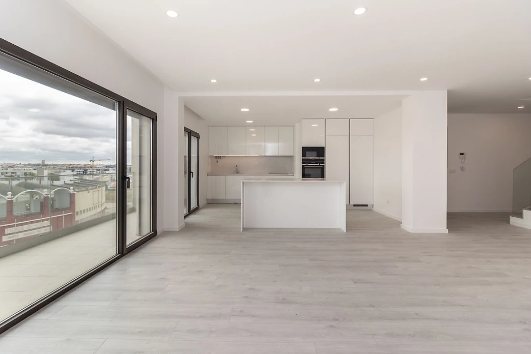 Apartamento T5 para Venda em Montijo e Afonsoeiro Foto 38