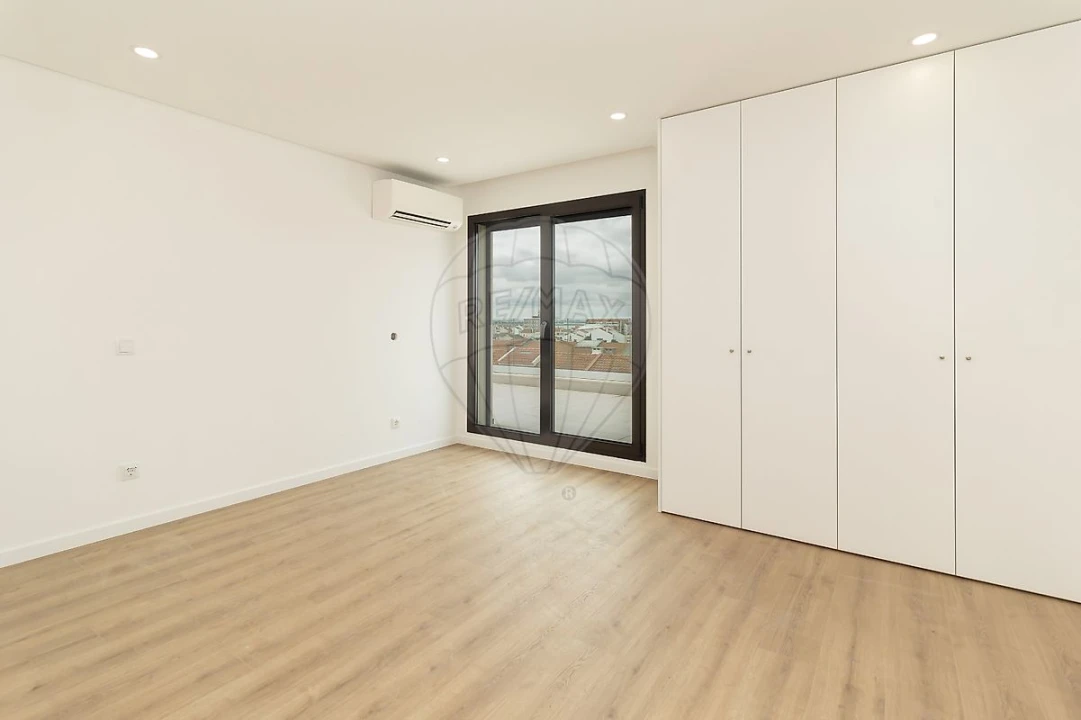 Apartamento T5 para Venda em Montijo e Afonsoeiro Foto 22