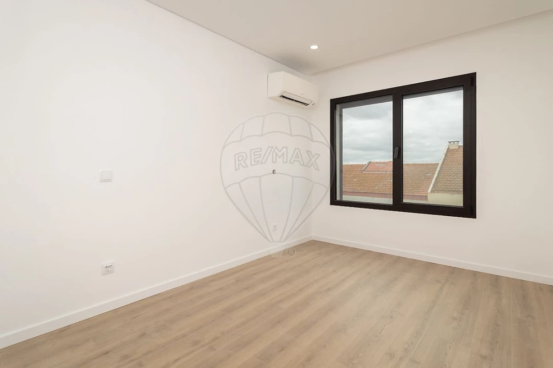 Apartamento T5 para Venda em Montijo e Afonsoeiro Foto 38
