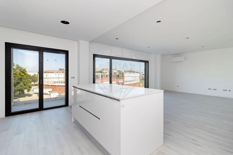 Apartamento T3 para Venda em Montijo e Afonsoeiro Foto 17