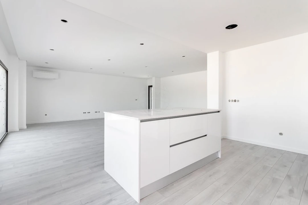 Apartamento T5 para Venda em Montijo e Afonsoeiro Foto 38
