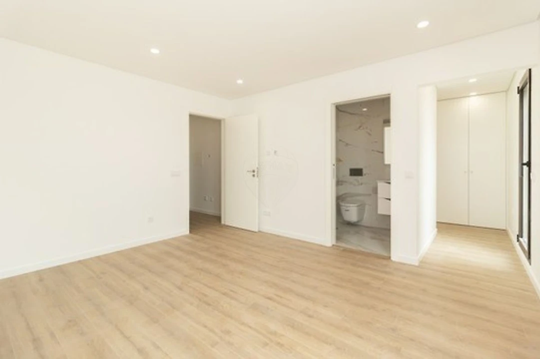 Apartamento T5 para Venda em Montijo e Afonsoeiro Foto 17