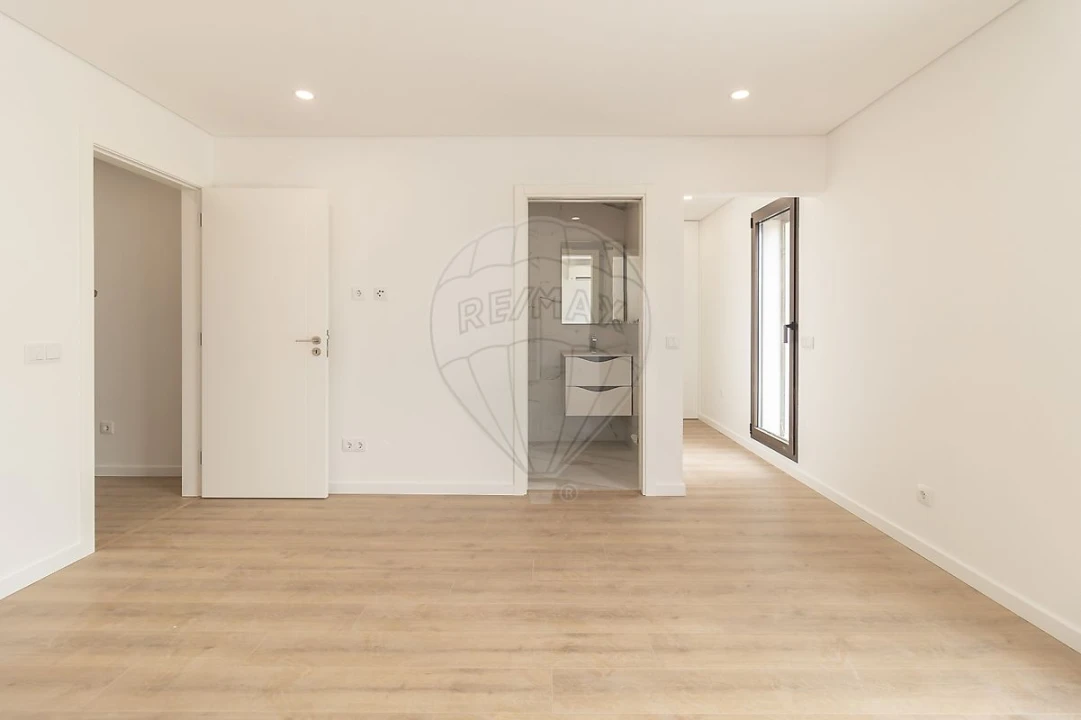 Apartamento T5 para Venda em Montijo e Afonsoeiro Foto 25