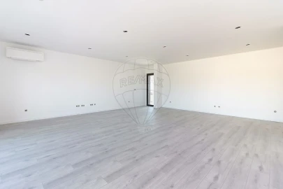 Apartamento T5 para Venda em Montijo e Afonsoeiro