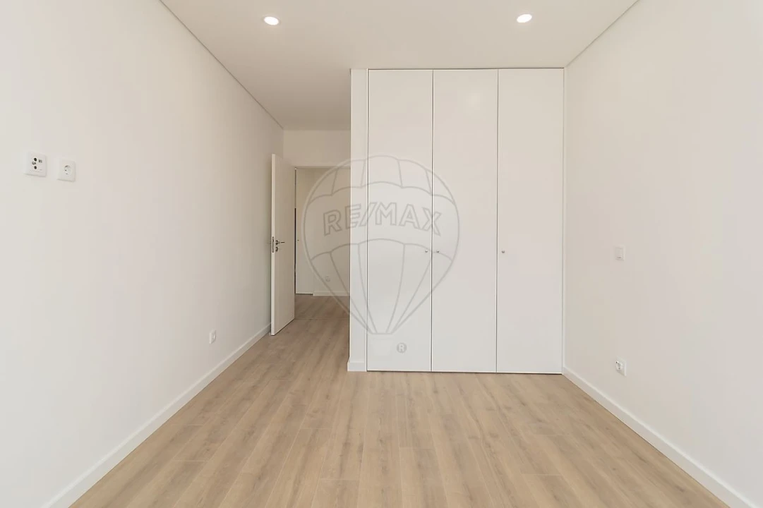 Apartamento T5 para Venda em Montijo e Afonsoeiro Foto 9