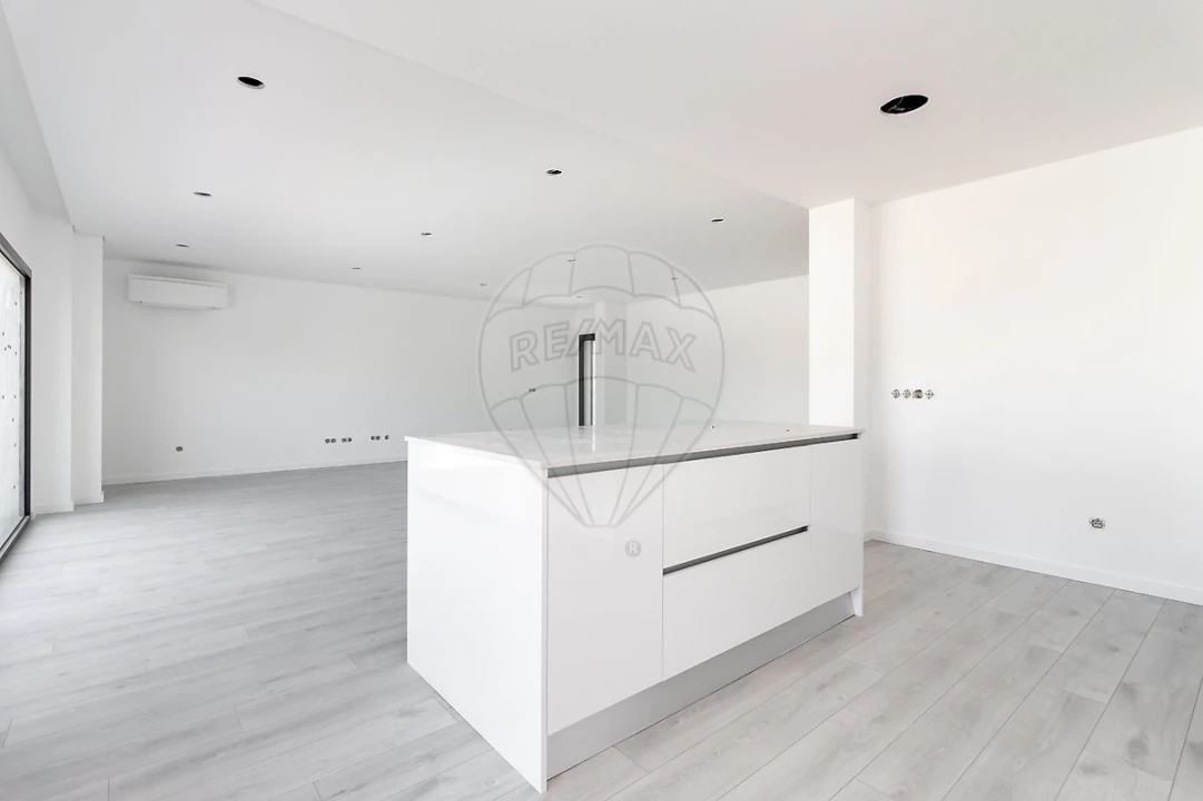 Apartamento T5 para Venda em Montijo e Afonsoeiro Foto 43