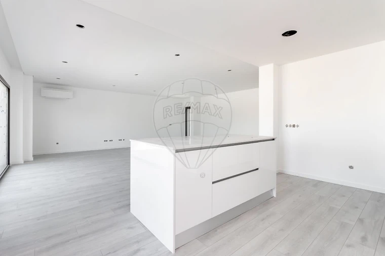 Apartamento T5 para Venda em Montijo e Afonsoeiro Foto 43