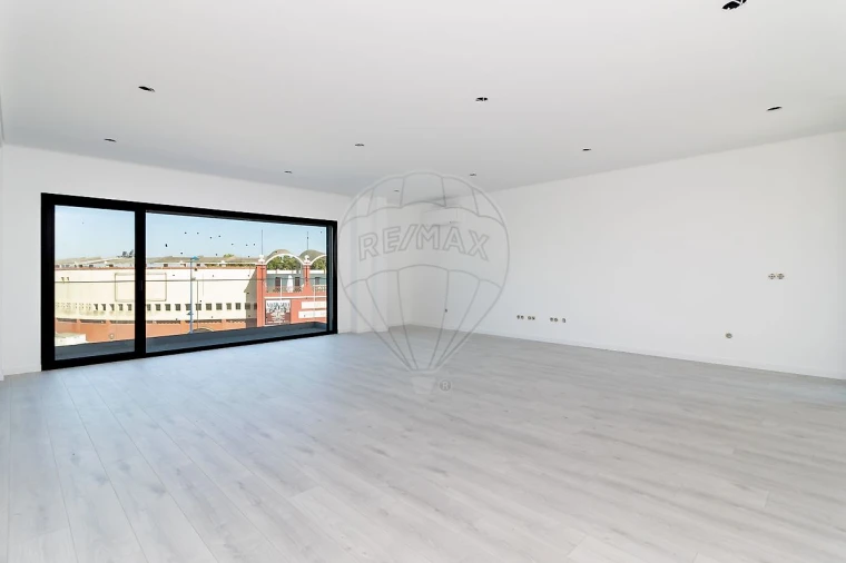 Apartamento T5 para Venda em Montijo e Afonsoeiro Foto 29