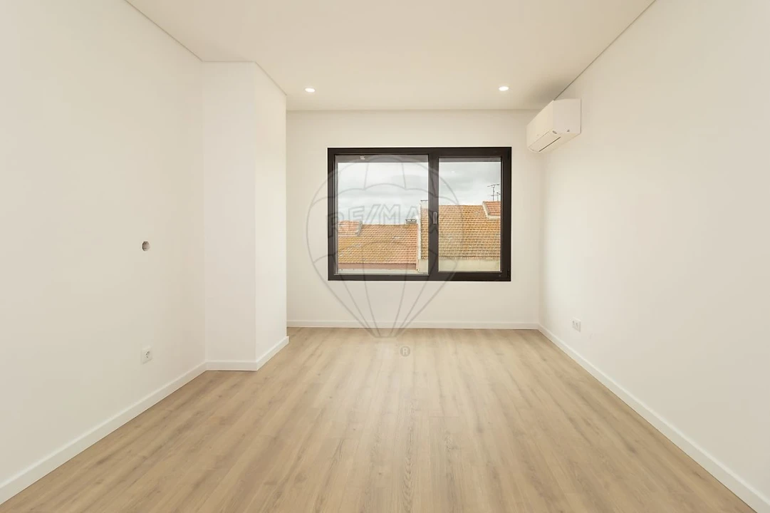 Apartamento T5 para Venda em Montijo e Afonsoeiro Foto 15