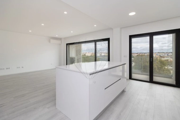 Apartamento T3 para Venda em Montijo e Afonsoeiro Foto 7