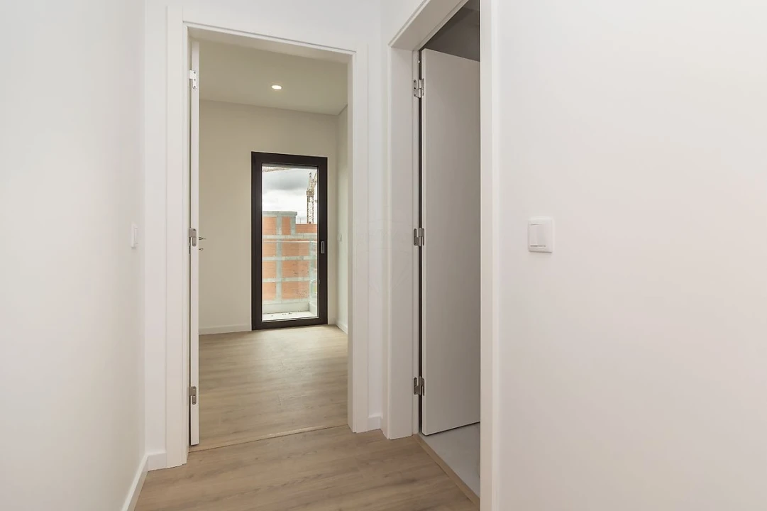 Apartamento T5 para Venda em Montijo e Afonsoeiro Foto 9