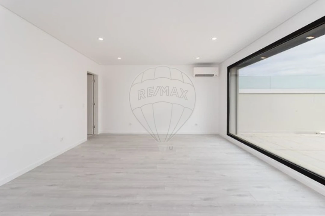 Apartamento T5 para Venda em Montijo e Afonsoeiro Foto 44