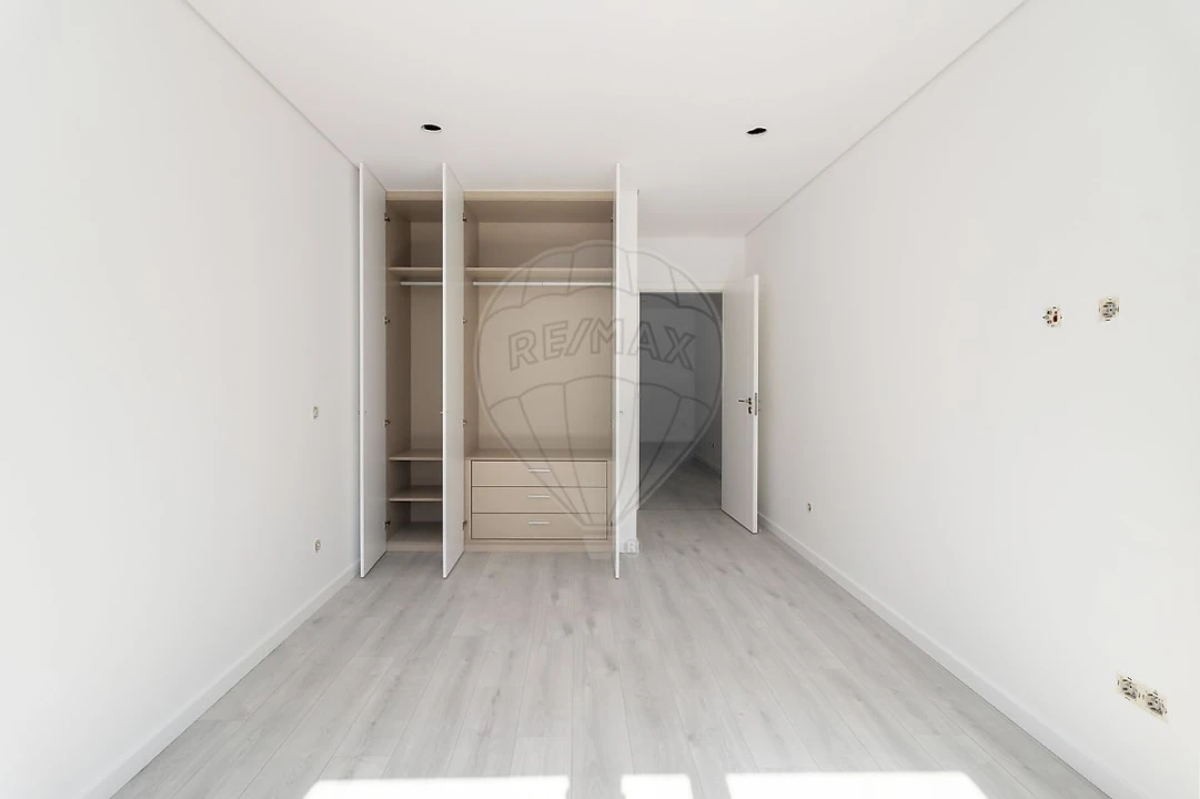 Apartamento T5 para Venda em Montijo e Afonsoeiro Foto 13