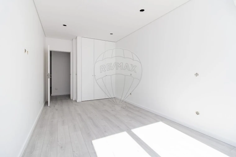Apartamento T5 para Venda em Montijo e Afonsoeiro Foto 14