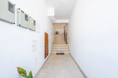 Apartamento T4 para Venda em Aveiras de Cima
