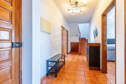 Apartamento T4 para Venda em Aveiras de Cima