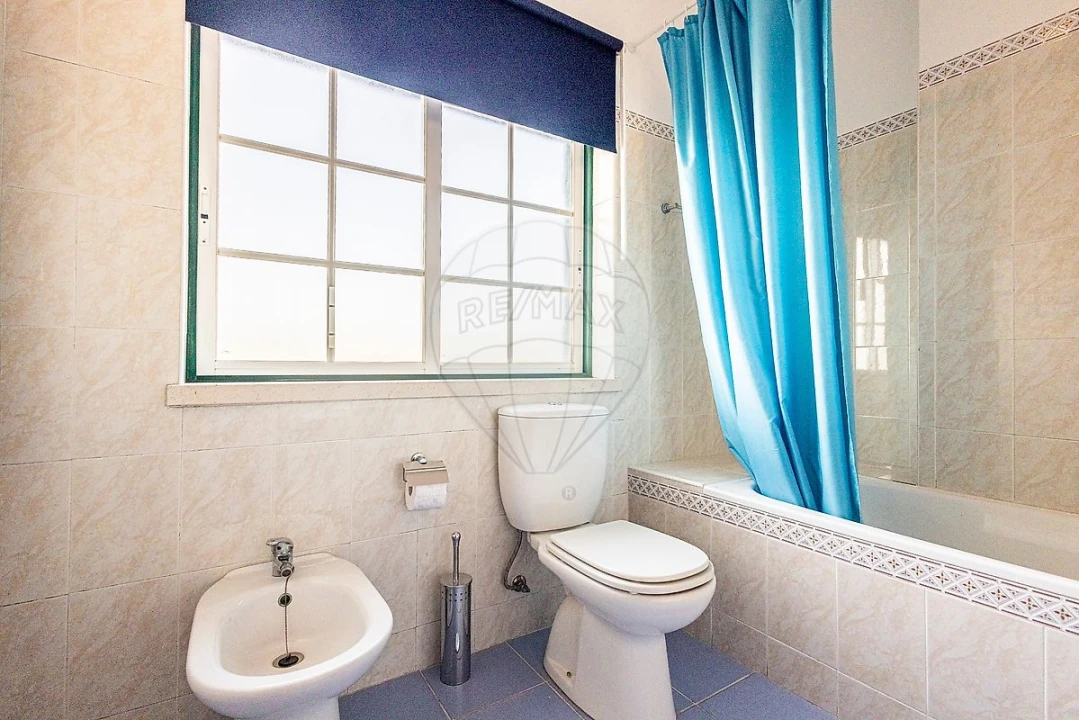 Apartamento T4 para Venda em Aveiras de Cima Foto 35