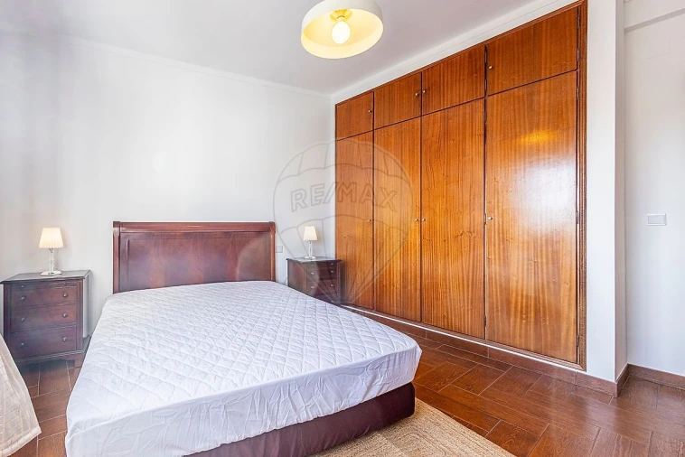 Apartamento T4 para Venda em Aveiras de Cima Foto 25