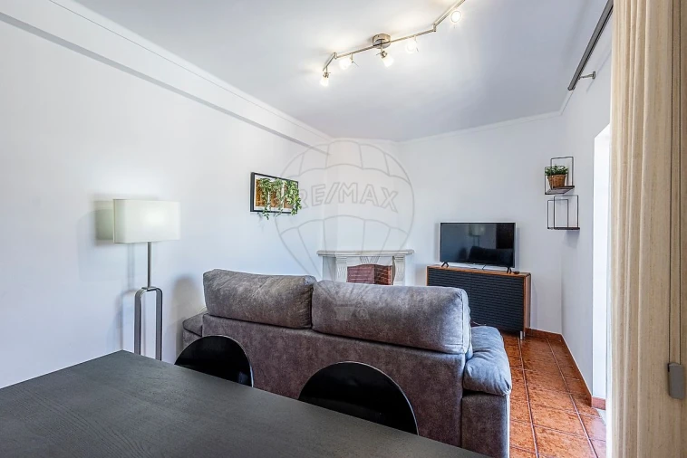 Apartamento T4 para Venda em Aveiras de Cima Foto 11