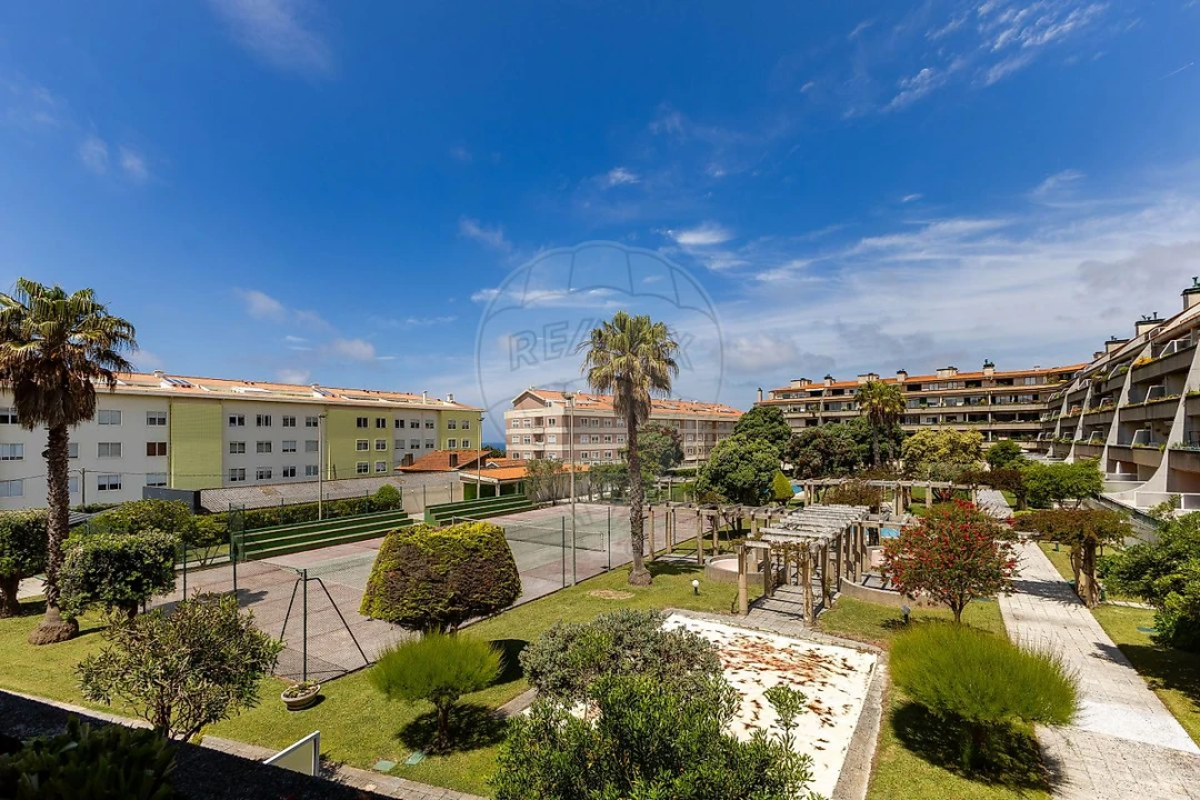 Apartamento T2 para Arrendamento em São Felix da Marinha Foto 13