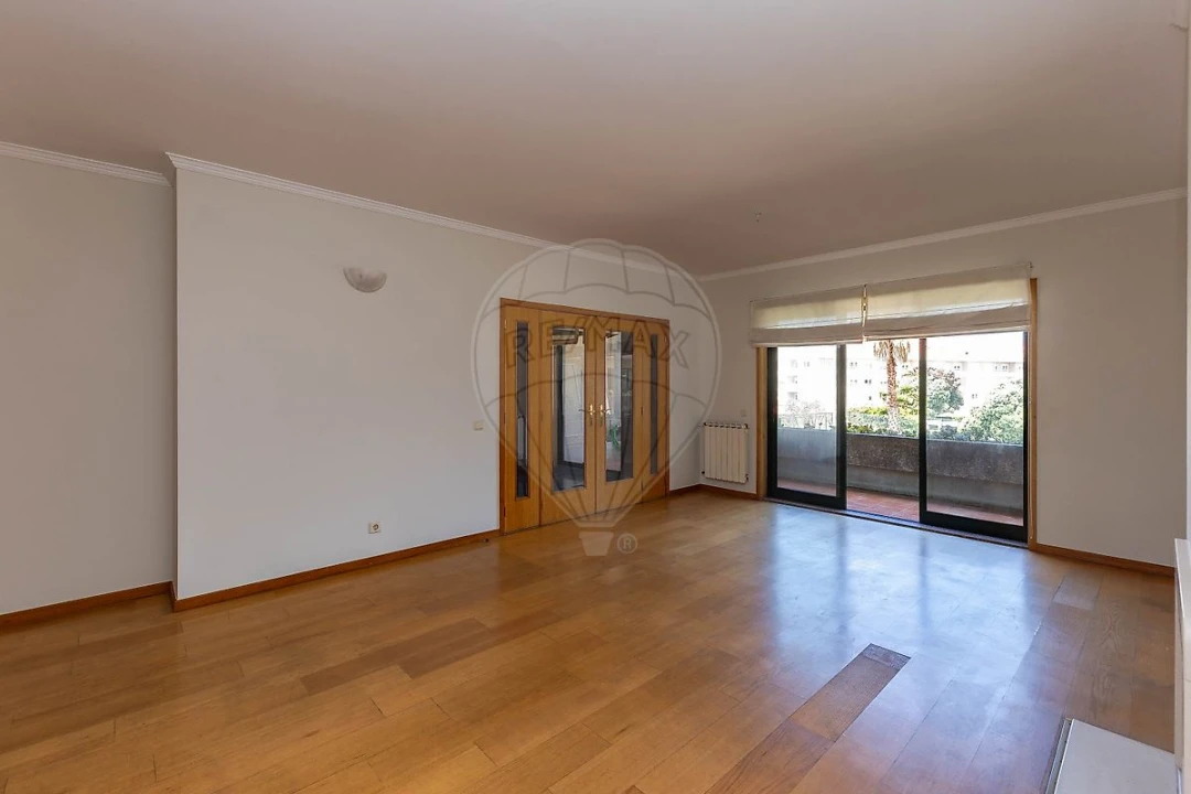 Apartamento T2 para Arrendamento em São Felix da Marinha Foto 10