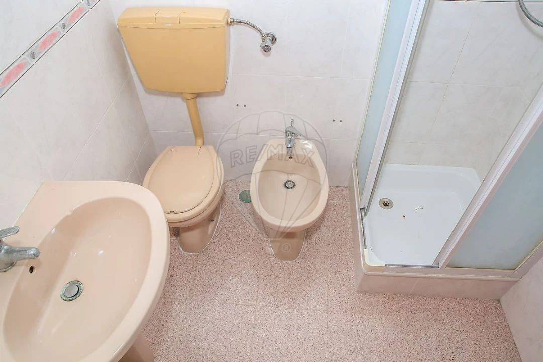 Apartamento T3 para Venda em Vialonga Foto 16