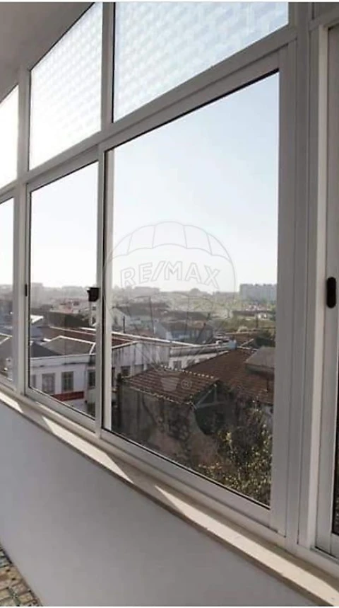 Apartamento T1 para Venda em Santa Marinha e São Pedro da Afurada