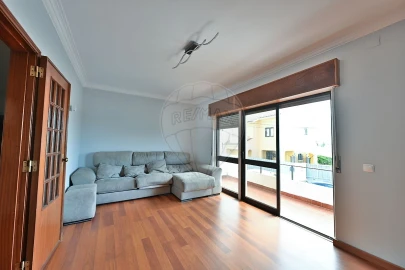 Moradia T3 para Venda em Alcabideche