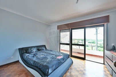 Moradia T3 para Venda em Alcabideche