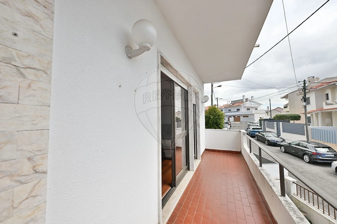 Moradia T3 para Venda em Alcabideche Foto 21