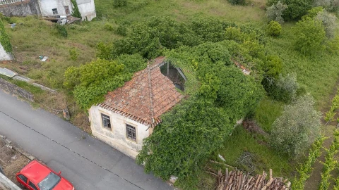 Moradia T3 para Venda em Lorvão