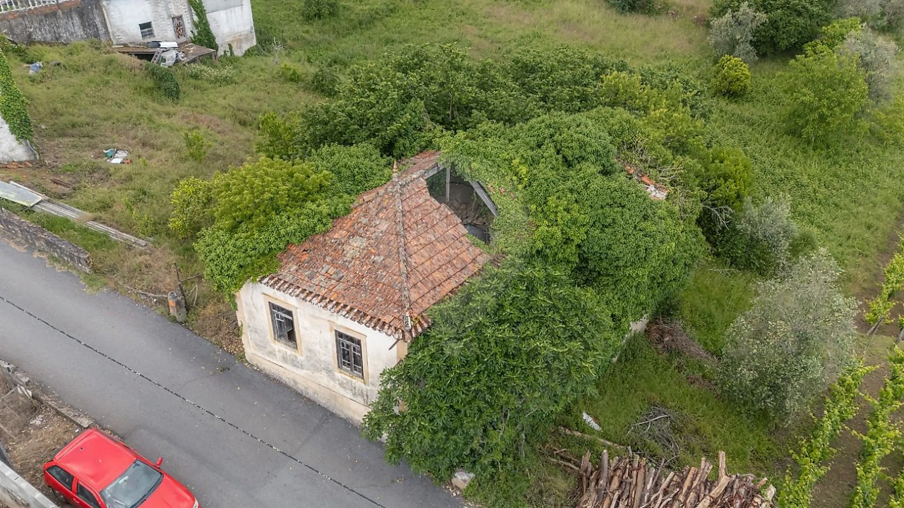 Moradia T3 para Venda em Lorvão Foto 5