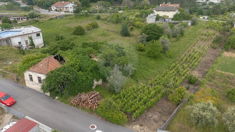 Moradia T3 para Venda em Lorvão Foto 2