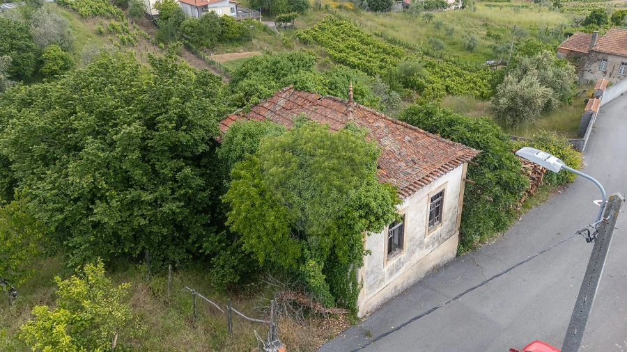 Moradia T3 para Venda em Lorvão Foto 4