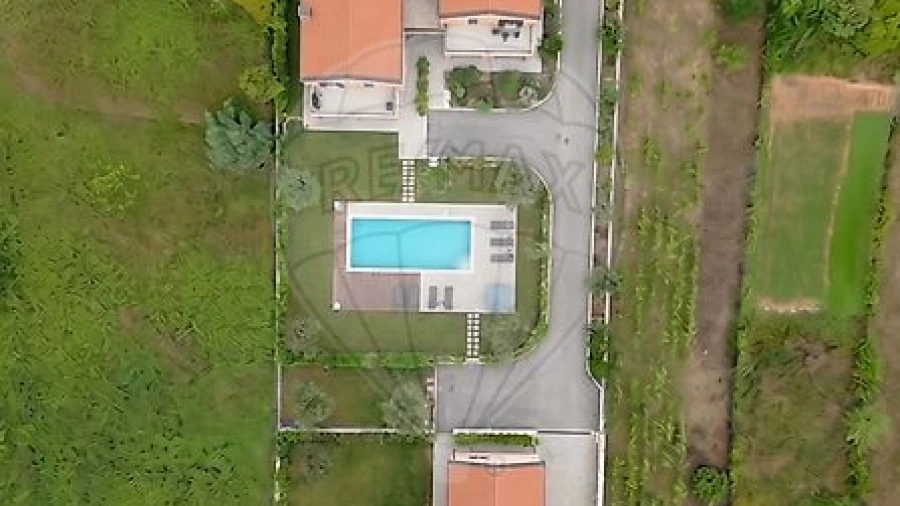Moradia T3 para Venda em Lorvão