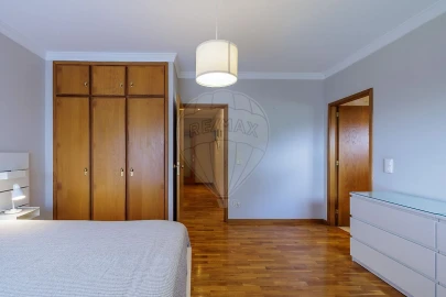 Apartamento T2 para Arrendamento em Gulpilhares e Valadares