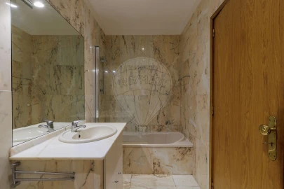 Apartamento T2 para Arrendamento em Gulpilhares e Valadares