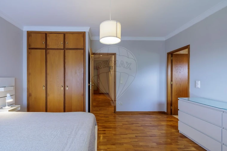 Apartamento T2 para Arrendamento em Gulpilhares e Valadares Foto 22