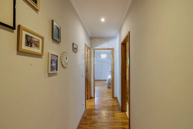 Apartamento T2 para Arrendamento em Gulpilhares e Valadares Foto 24