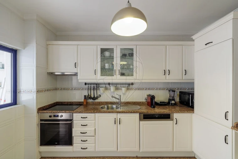 Apartamento T2 para Arrendamento em Gulpilhares e Valadares Foto 10