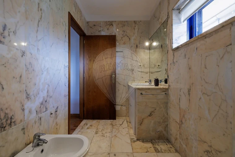 Apartamento T2 para Arrendamento em Gulpilhares e Valadares Foto 21