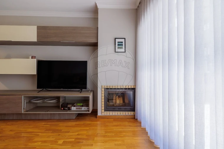 Apartamento T2 para Arrendamento em Gulpilhares e Valadares Foto 6