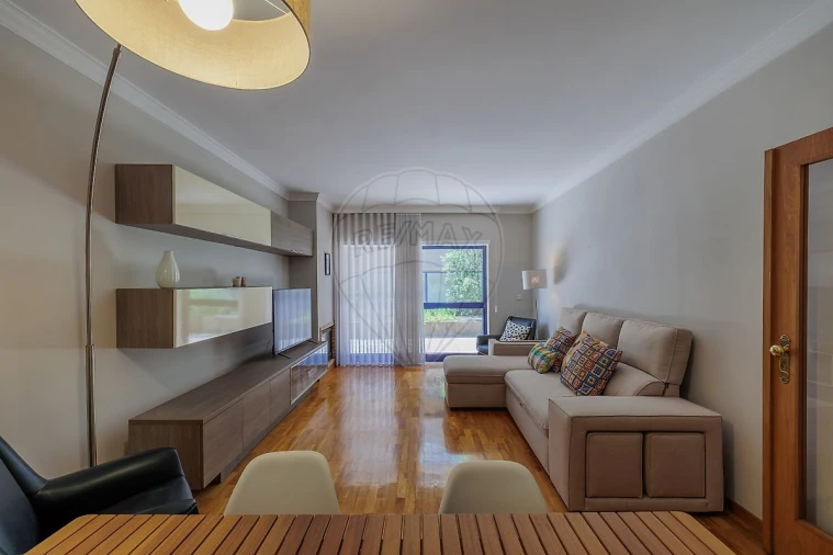 Apartamento T2 para Arrendamento em Gulpilhares e Valadares Foto 2
