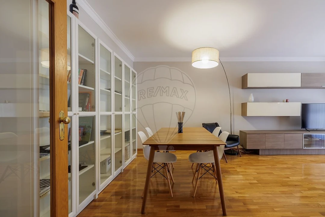 Apartamento T2 para Arrendamento em Gulpilhares e Valadares Foto 8