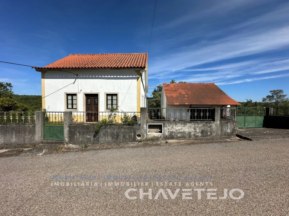 Moradia T3 para Venda em Ferreira do Zezere Foto 1