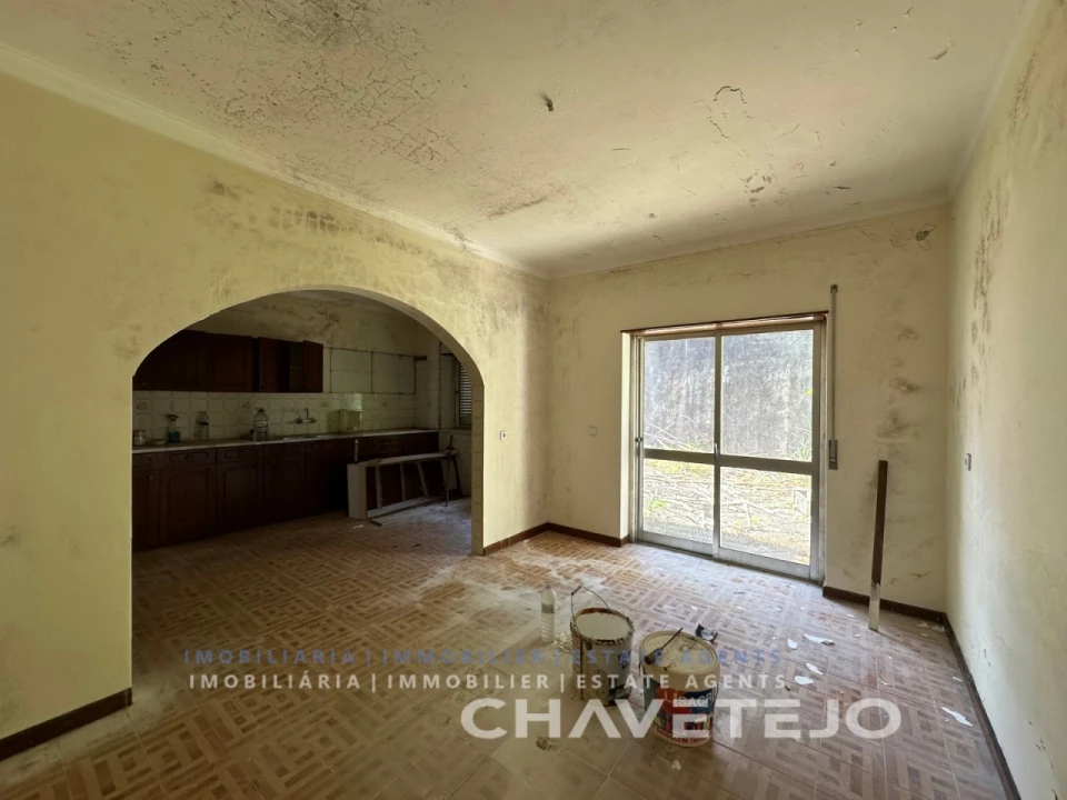 Moradia T4 para Venda em São João Baptista e Santa Maria dos Olivais Foto 3