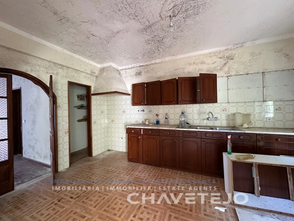 Moradia T4 para Venda em São João Baptista e Santa Maria dos Olivais Foto 14