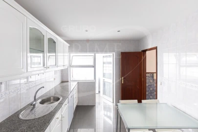 Apartamento T3 para Venda em Canidelo