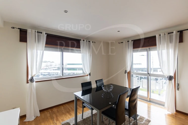 Apartamento T3 para Venda em Canidelo Foto 2