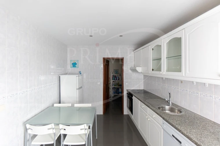Apartamento T3 para Venda em Canidelo Foto 6